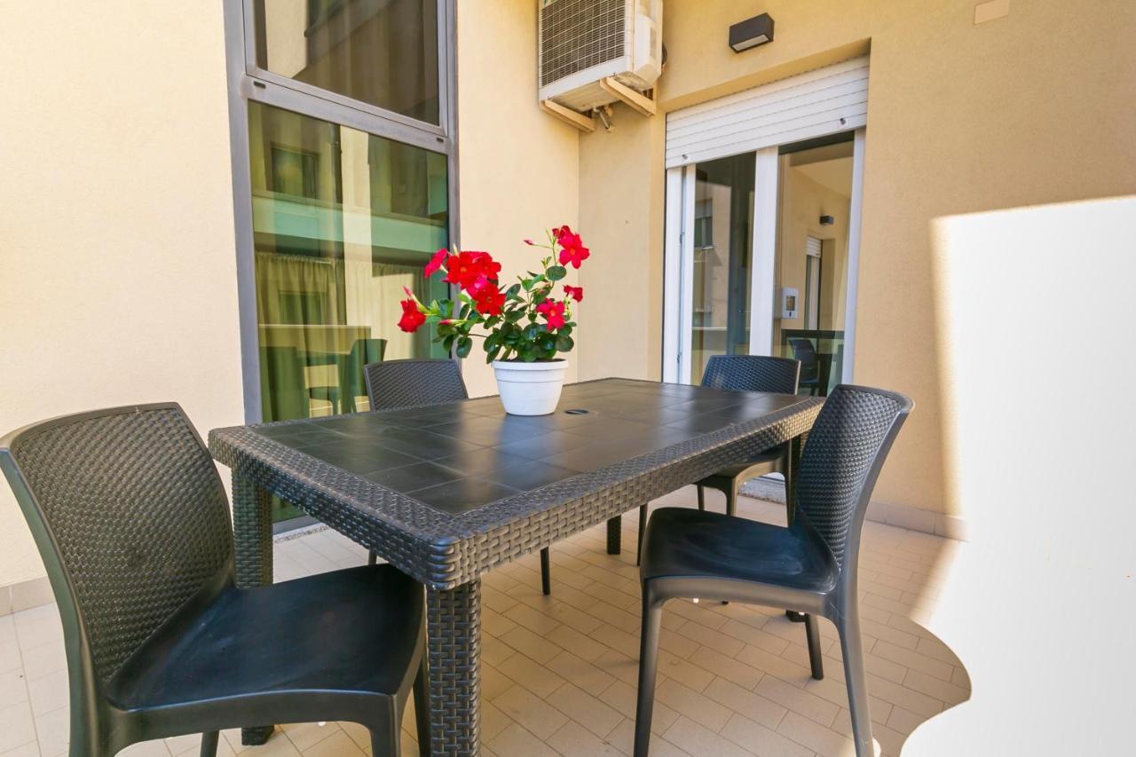 Residence Hotel Le Stelle Rimini Exterior foto