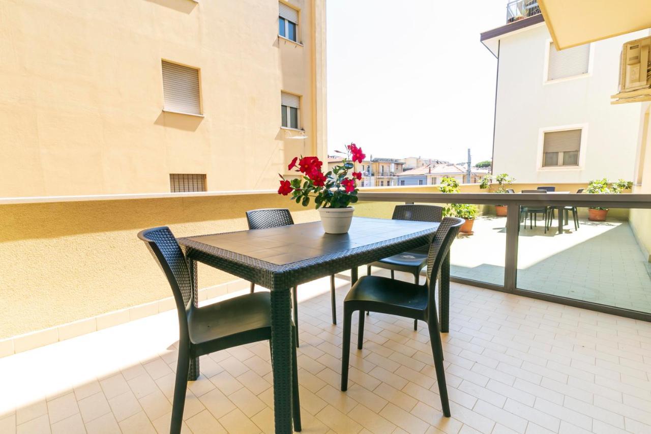 Residence Hotel Le Stelle Rimini Exterior foto